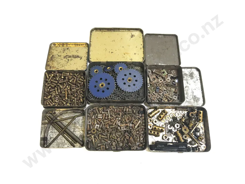 Qty Vintage Meccano Approx 3kgs Image 1++