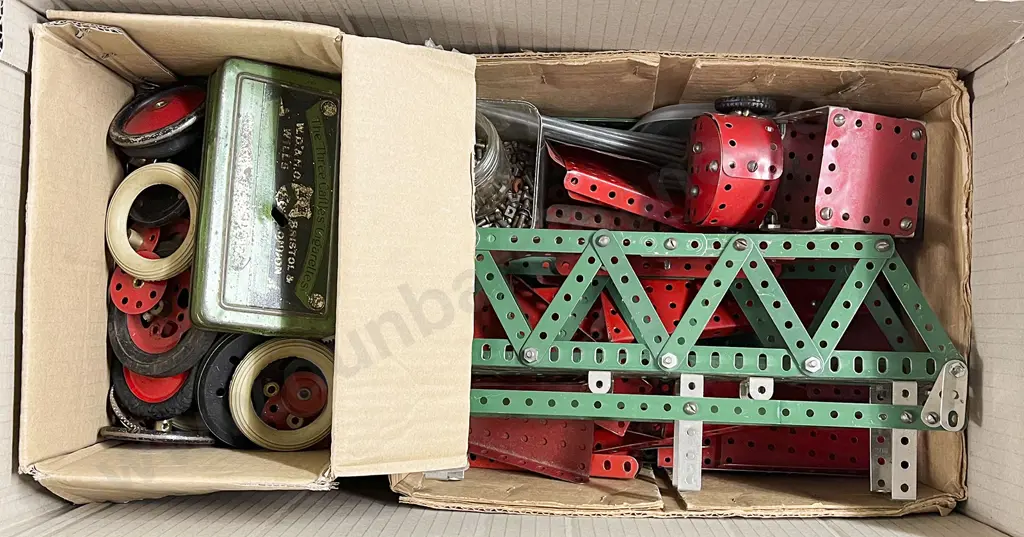 Qty Vintage Meccano and Buz Builder Image 1++