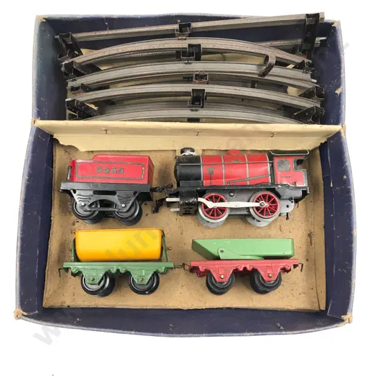 Hornby O Gauge Clockwork M1 Locomotive and Tender 3435 with four rolling stock wagons