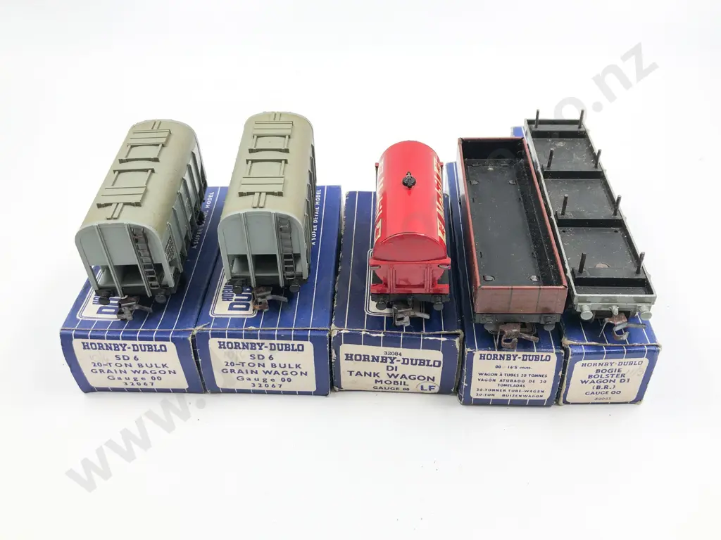 Hornby Dublo Boxed Five Rolling Stock Wagons Image 1++