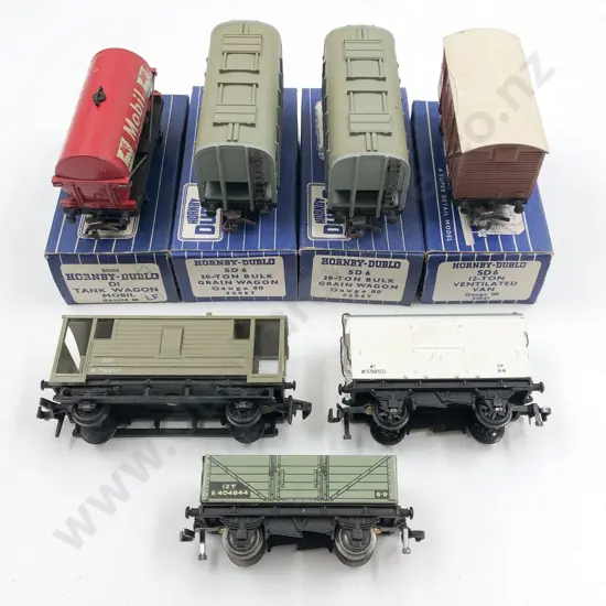 Hornby Dublo Boxed Four Rolling Stock Wagons and Three Unboxed