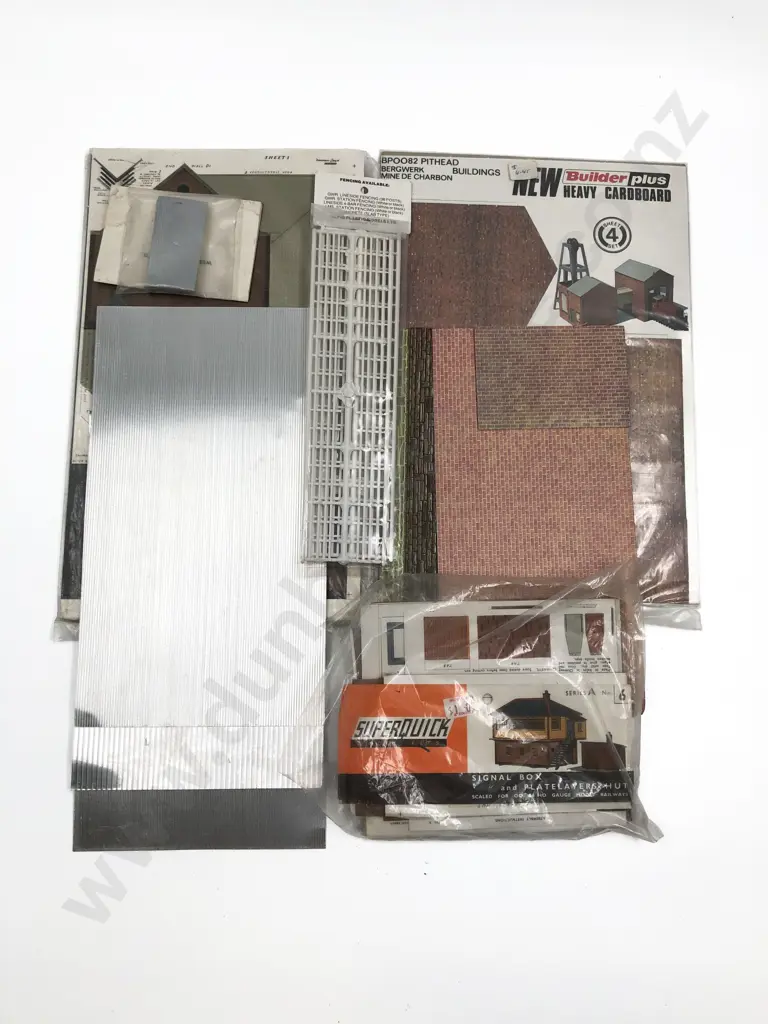 Selection Model Railway Accessories Image 1++