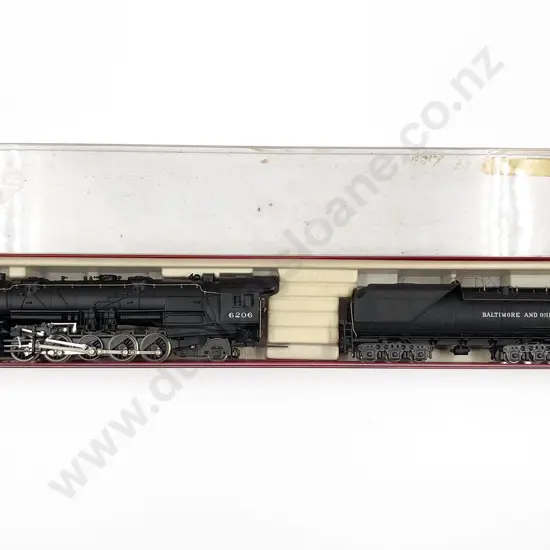 Rivarossi Part Boxed HO Locomotive and Tender