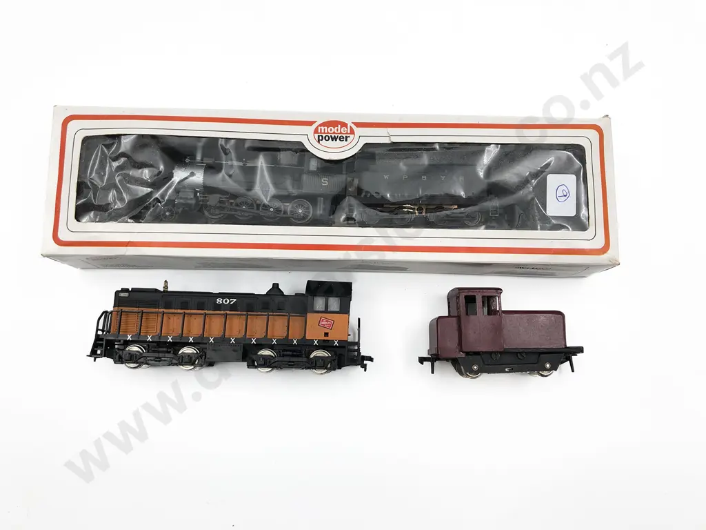 Model Power Boxed Locomotive Image 1++