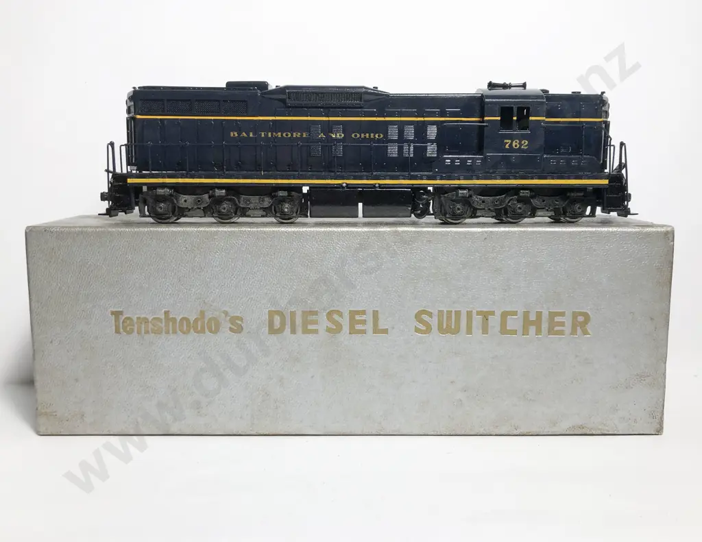 Vintage HO As New Tenshodo SD - 9 Road Switcher Locomotive Image 1++