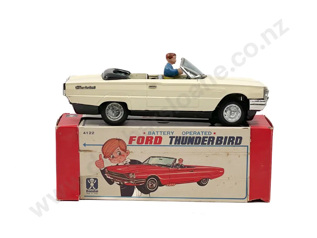 Part Boxed Bandai Ford Thunderbird Image 1++