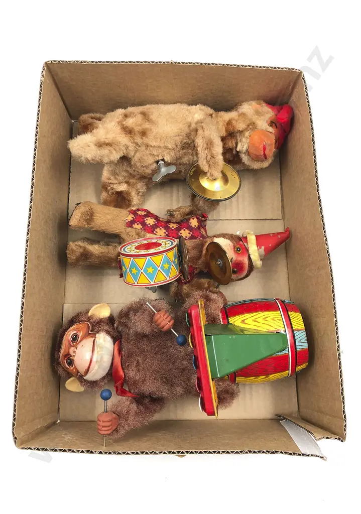 Three Clockwork Monkeys Image 1++