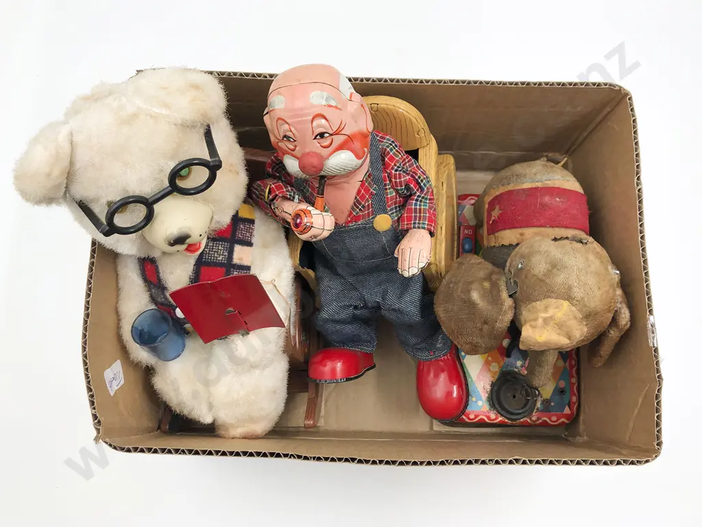 Three Battery Operated Toys Image 1++