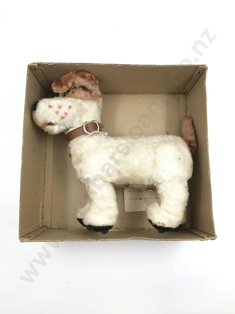 Boxed Alps Pat the Dog Image 1++