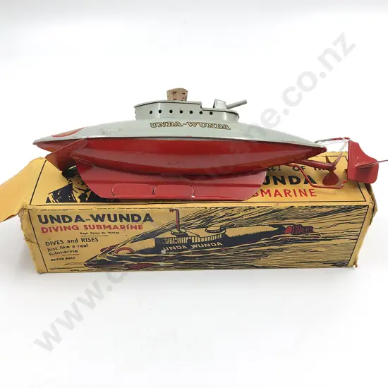 Boxed Sutcliffe Model Unda-Wunda Diving Submarine