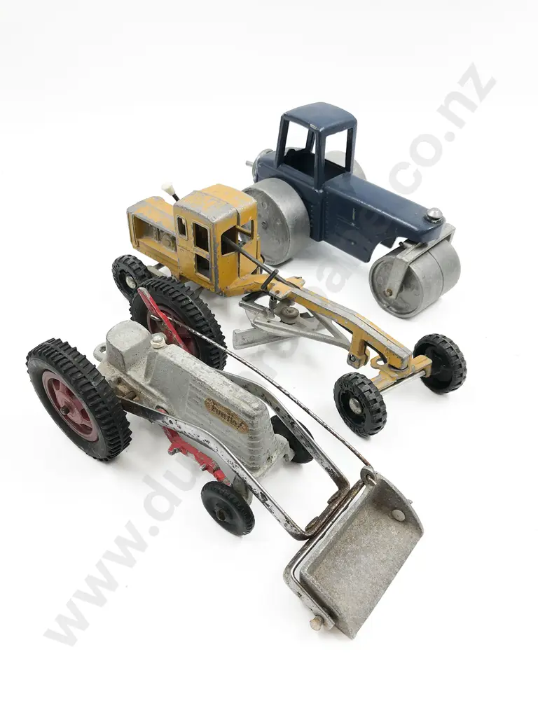 Three Fun Ho/ Type Vehicles Image 1++