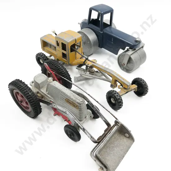 Three Fun Ho/ Type Vehicles