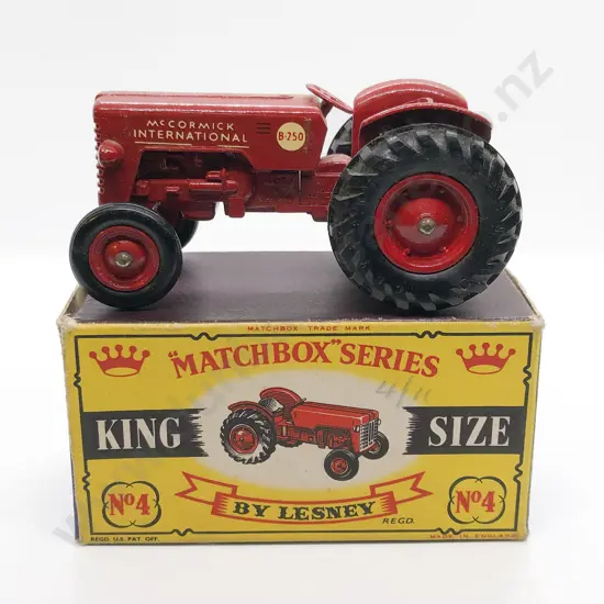 Boxed Matchbox Series King Size No4 International Tractor