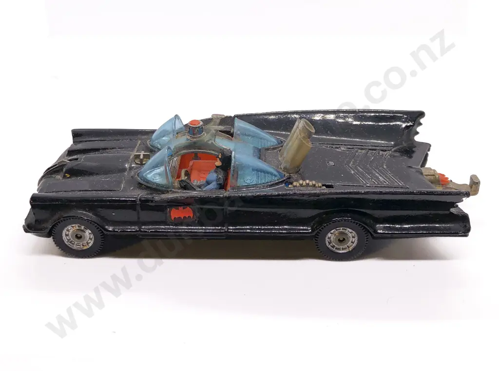 Corgi Batmobile Image 1++