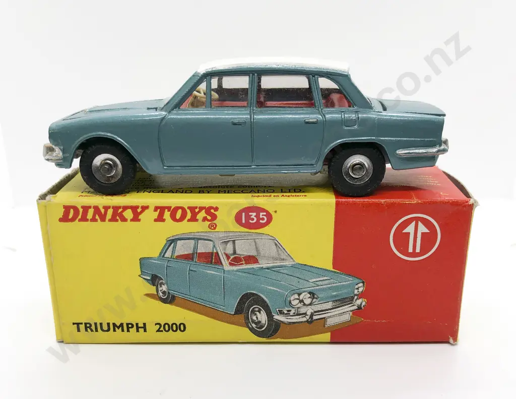 Boxed Dinky No135 Triumph 2000 Image 1++