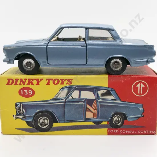 Boxed Dinky No139 Ford Consul Cortina