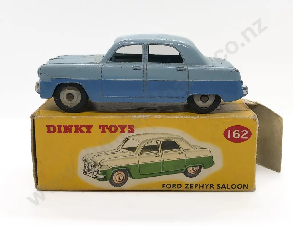 Boxed Dinky No162 Ford Zephyr Saloon Image 1++