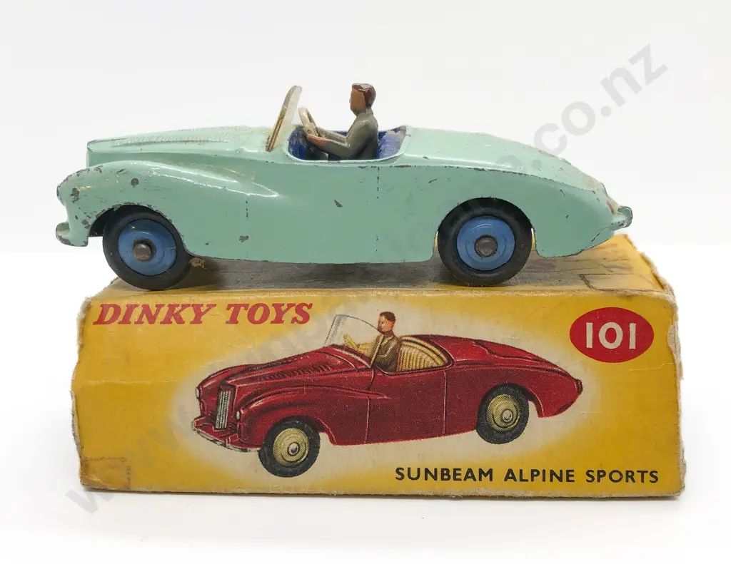 Boxed Dinky No101 Sunbeam Alpine Sports (box all end flaps missing Image 1++