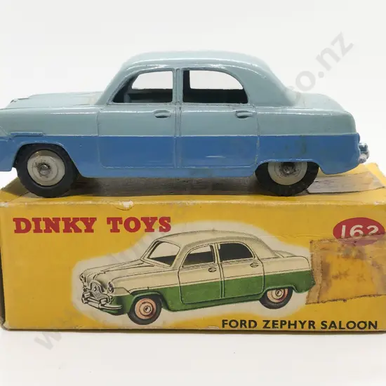 Boxed Dinky No162 Ford Zephyr Saloon