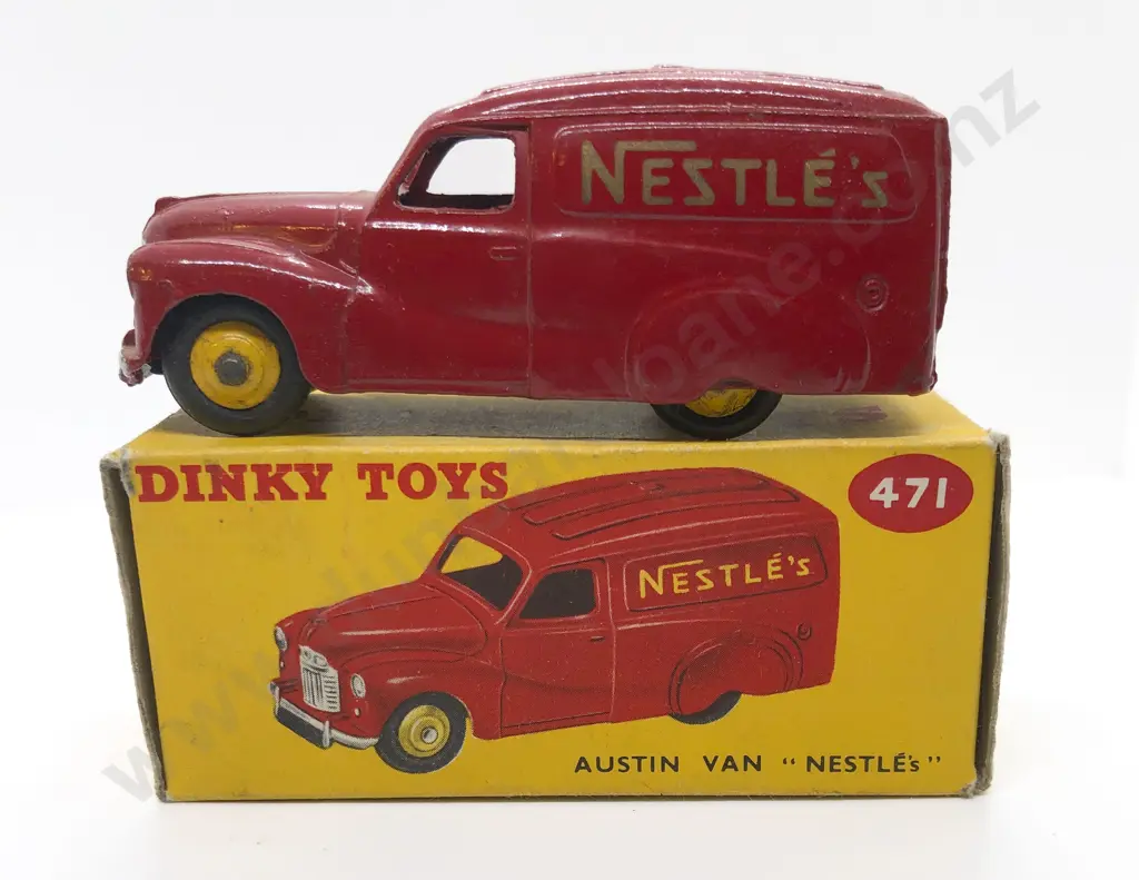 Boxed Dinky No471 Austin Van "Nestles" Image 1++