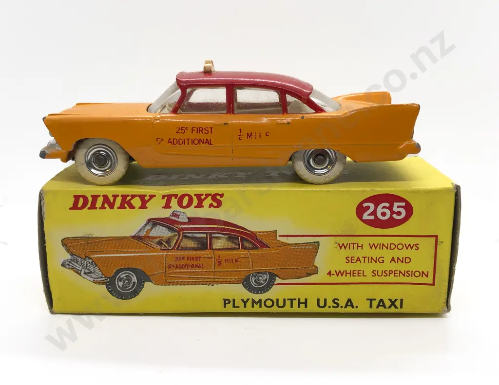 Boxed Dinky No265 Plymouth U.S.A. Taxi Image 1++