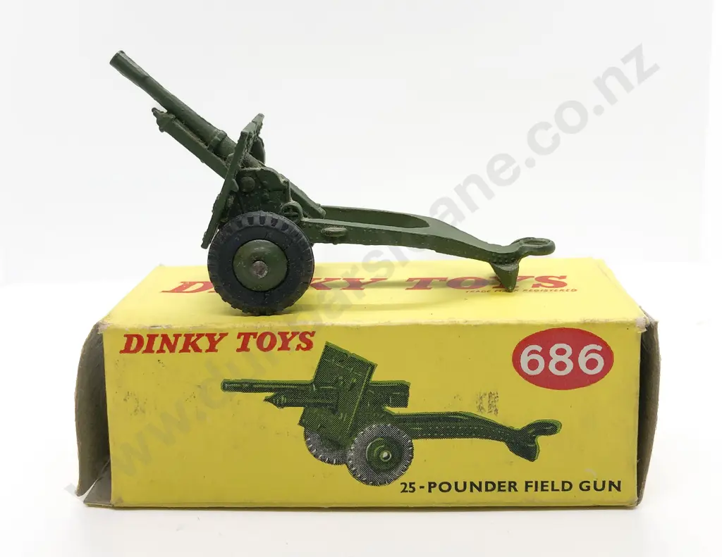 Boxed Dinky No623 Army Covered Wagon and No686 25-Pounder Field Gun Image 1++