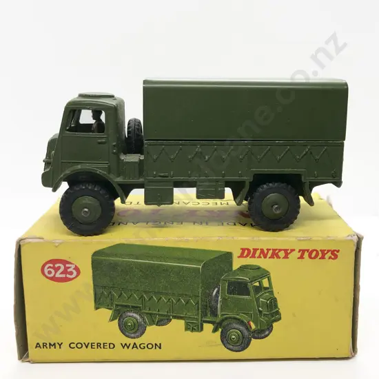 Boxed Dinky No623 Army Covered Wagon and No686 25-Pounder Field Gun