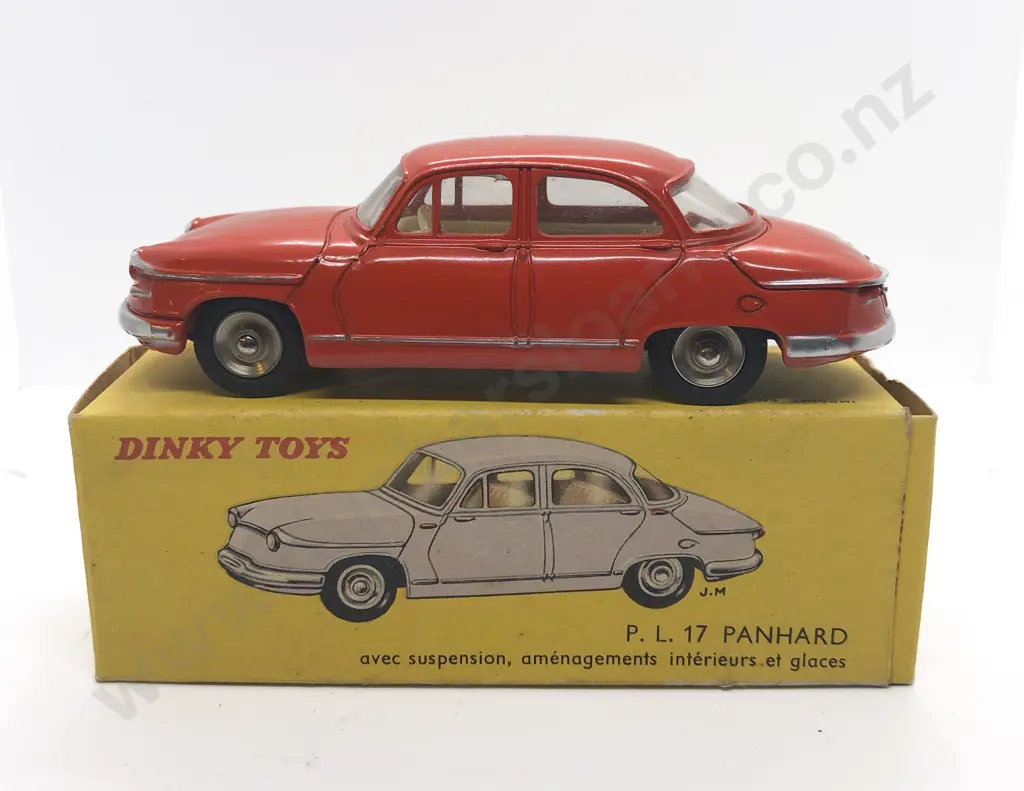 Boxed French Dinky 547 P.L. 17 Panhard Image 1++