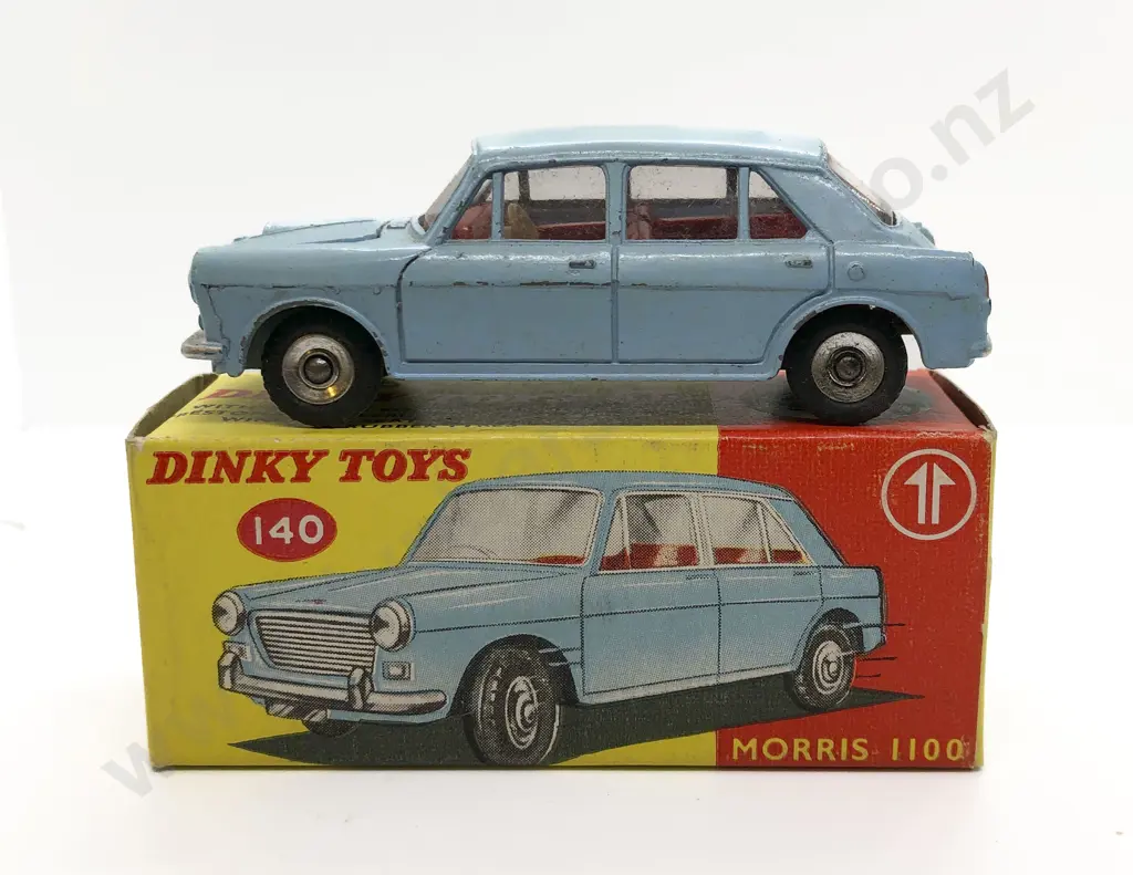 Boxed Dinky No140 Morris 1100 Image 1++