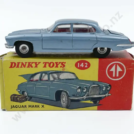 Boxed Dinky 142 Jaguar Mark X