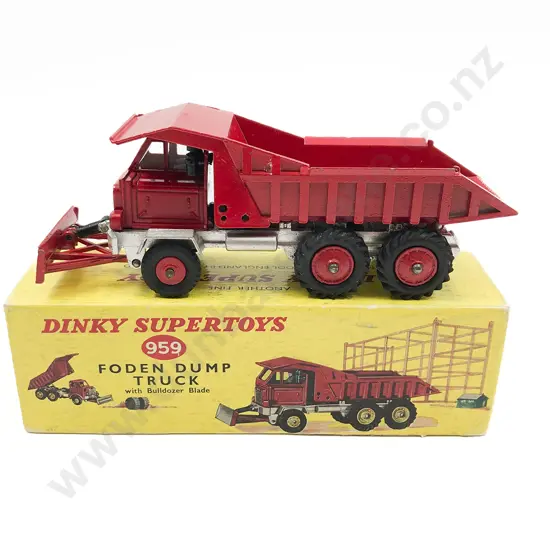 Dinky Boxed 959 Foden Dump Truck with Bulldozer Blade