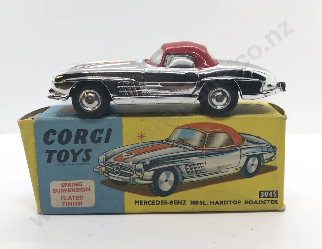 Boxed Corgi 304S Mercedes-Benz 300SL Hardtop Roadster Image 1++