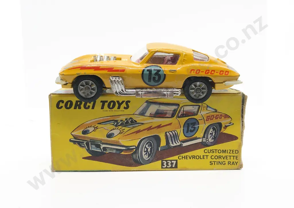 Boxed Corgi 337 Customized Chevrolet Corvette Sting Ray Image 1++