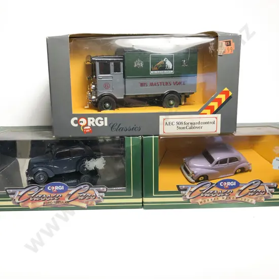 Boxed Corgi D702 Morris Minor 701 Ford Popular and 897 HMV AEC 508 5ton Cabover