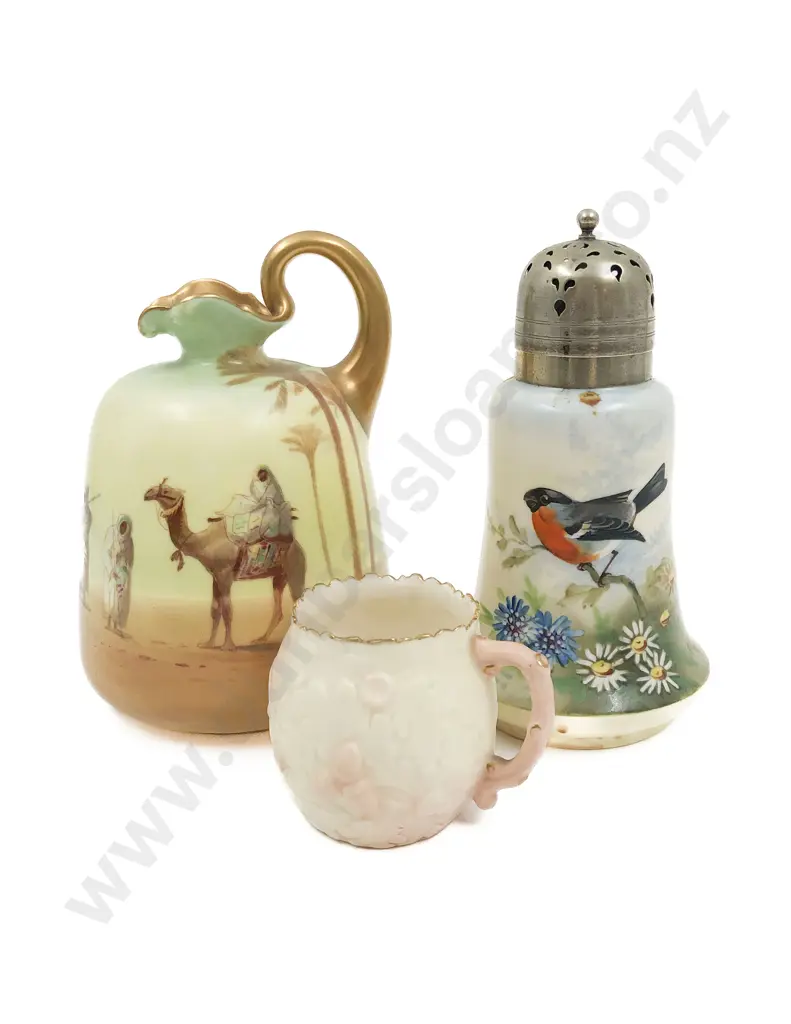 RD Jug Together with Two Pieces of Royal Worcester Image 1++