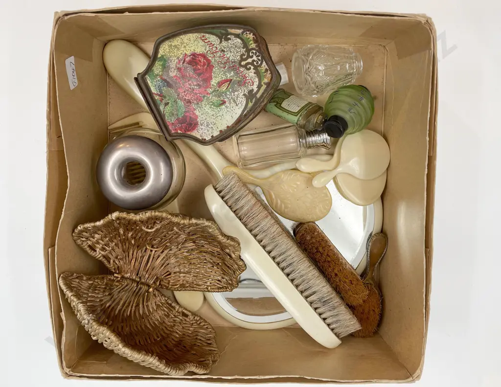 Small Box Qty of Assorted Vintage Vanity Items with S/S Topped Pot Image 1++