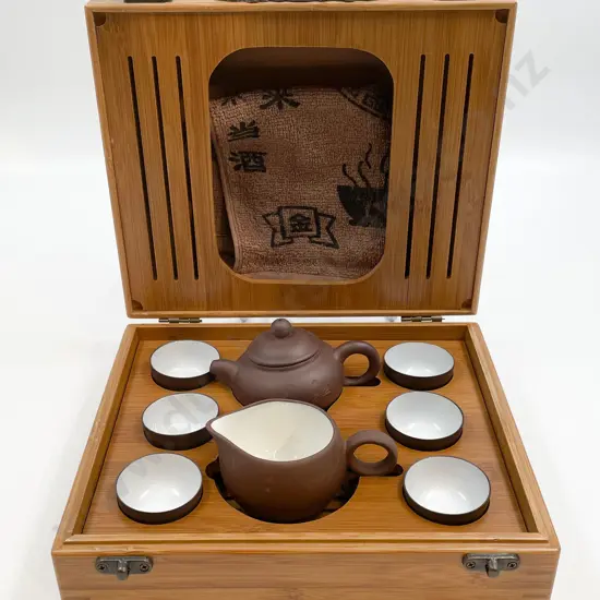 Boxed Japanese Earthenware Tea Set