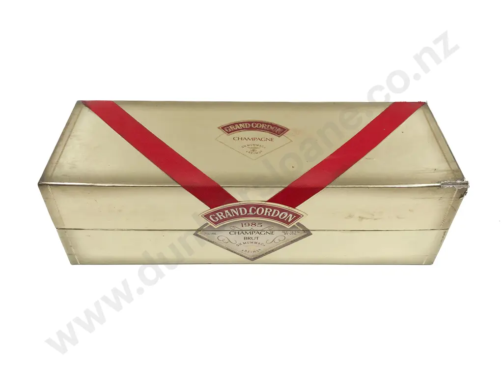 One Grand Gordon Champagne 750ml Image 1++