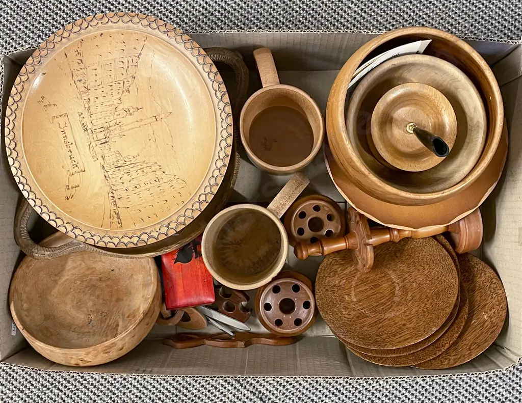 Box of Assorted Woodware Image 1++