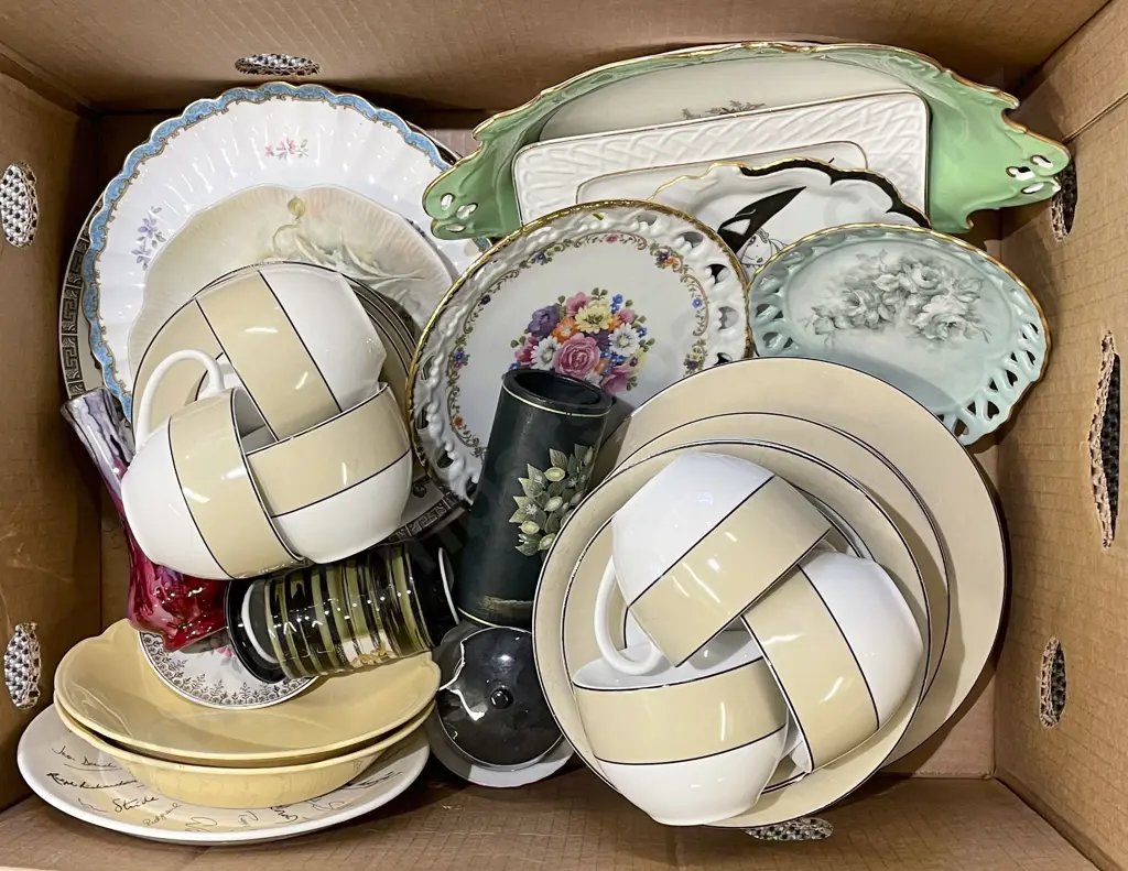 Box Quantity of Fancy Tea China Image 1++