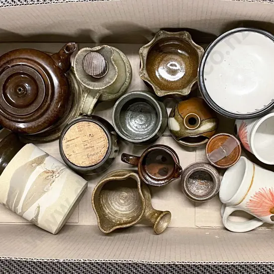 Box of Mostly NZ Pottery