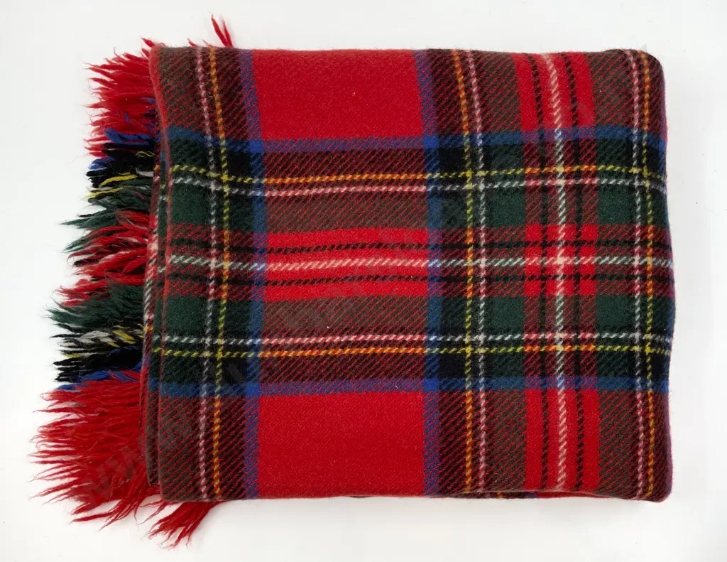 Woollen Tartan Rug Image 1++