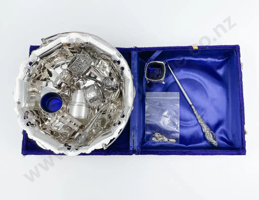 Quantity of Assorted S/P Together With SS Napkin Ring and S/S Handled Thread Hook Image 1++