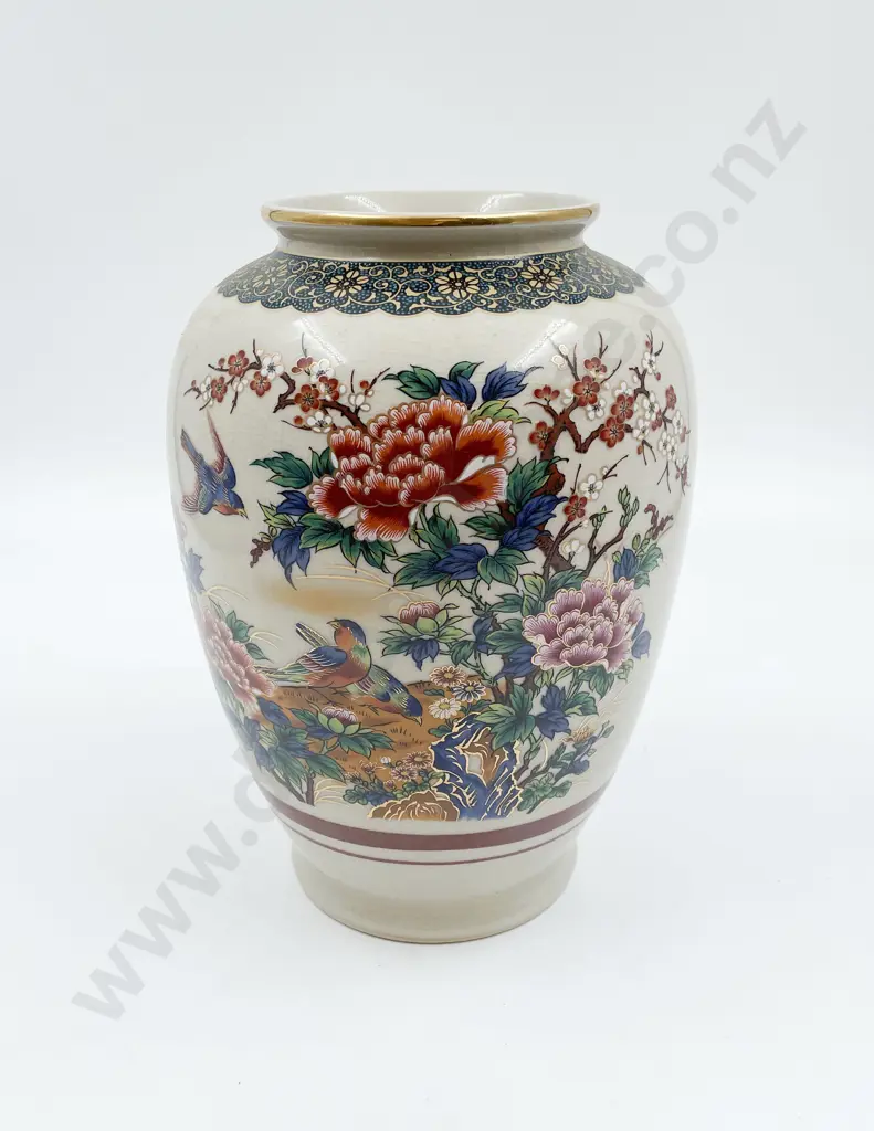 Floral Decorated Vase Image 1++
