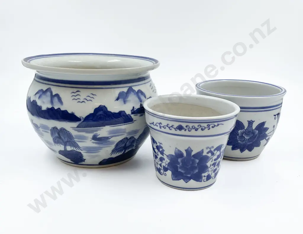 Blue and White Planter with Two Smaller Image 1++