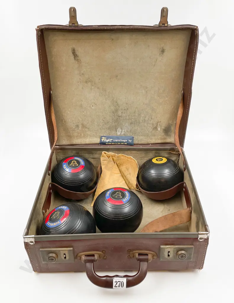 Four Lawn Bowls in Case Image 1++