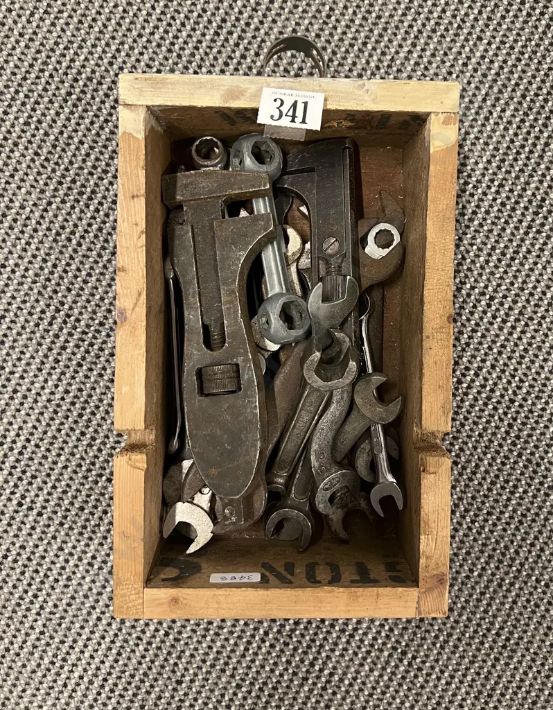 Box of Assorted Vintage Wrenches Etc Image 1++