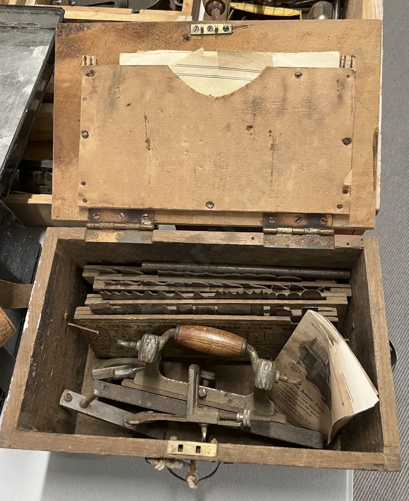 Box of Assorted Vintage Planers Image 1++