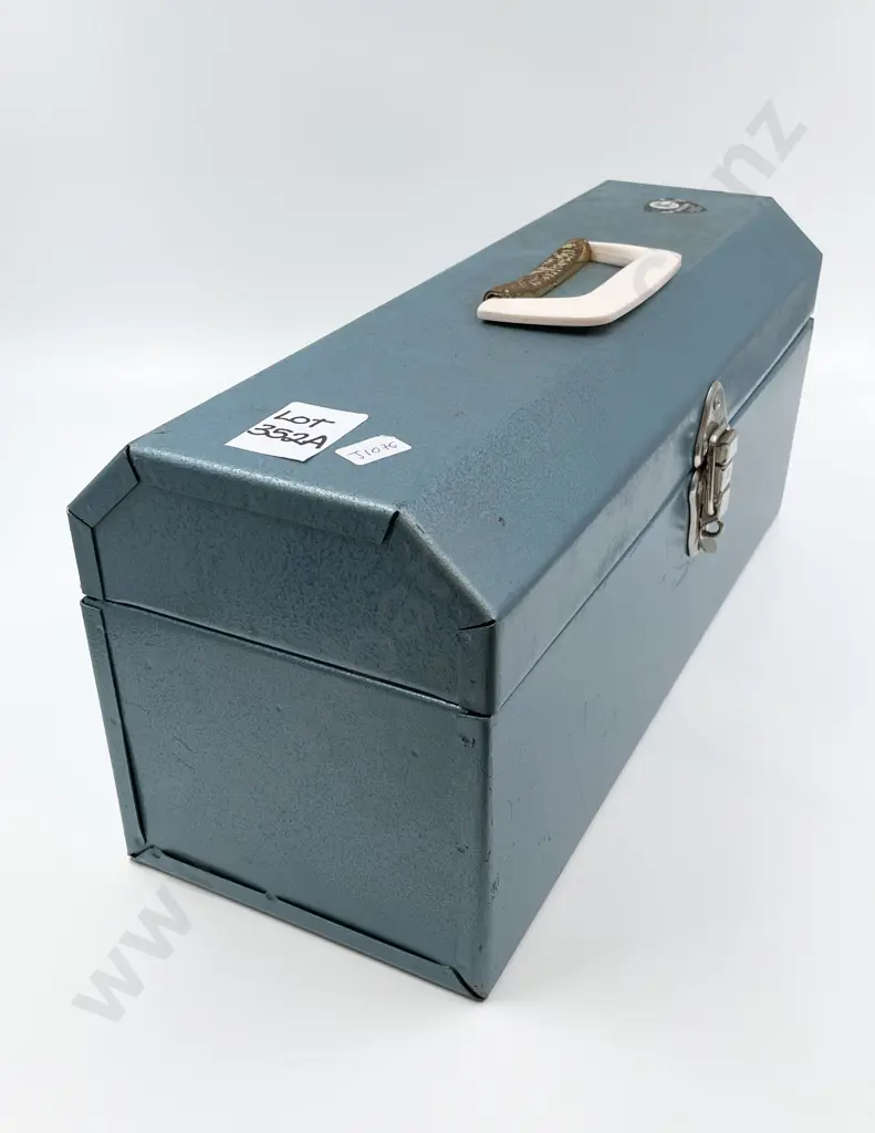 NZ Swallow Sheet Steel Vintage Tool Box Image 1++