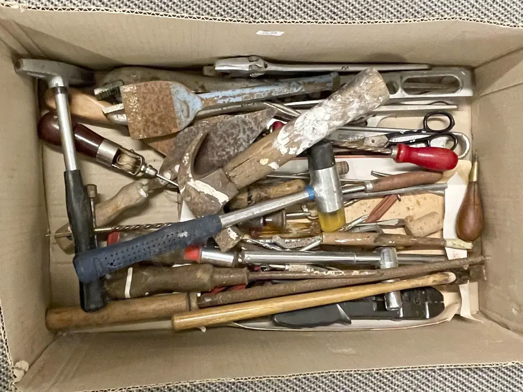 Box of Assorted Vintage Tools Image 1++